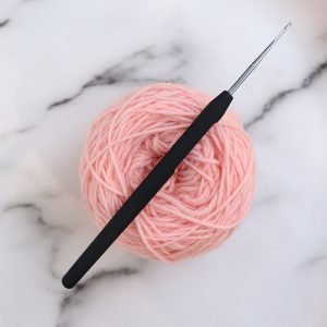 Single Ended Crochet Hook With Soft Feel Handle